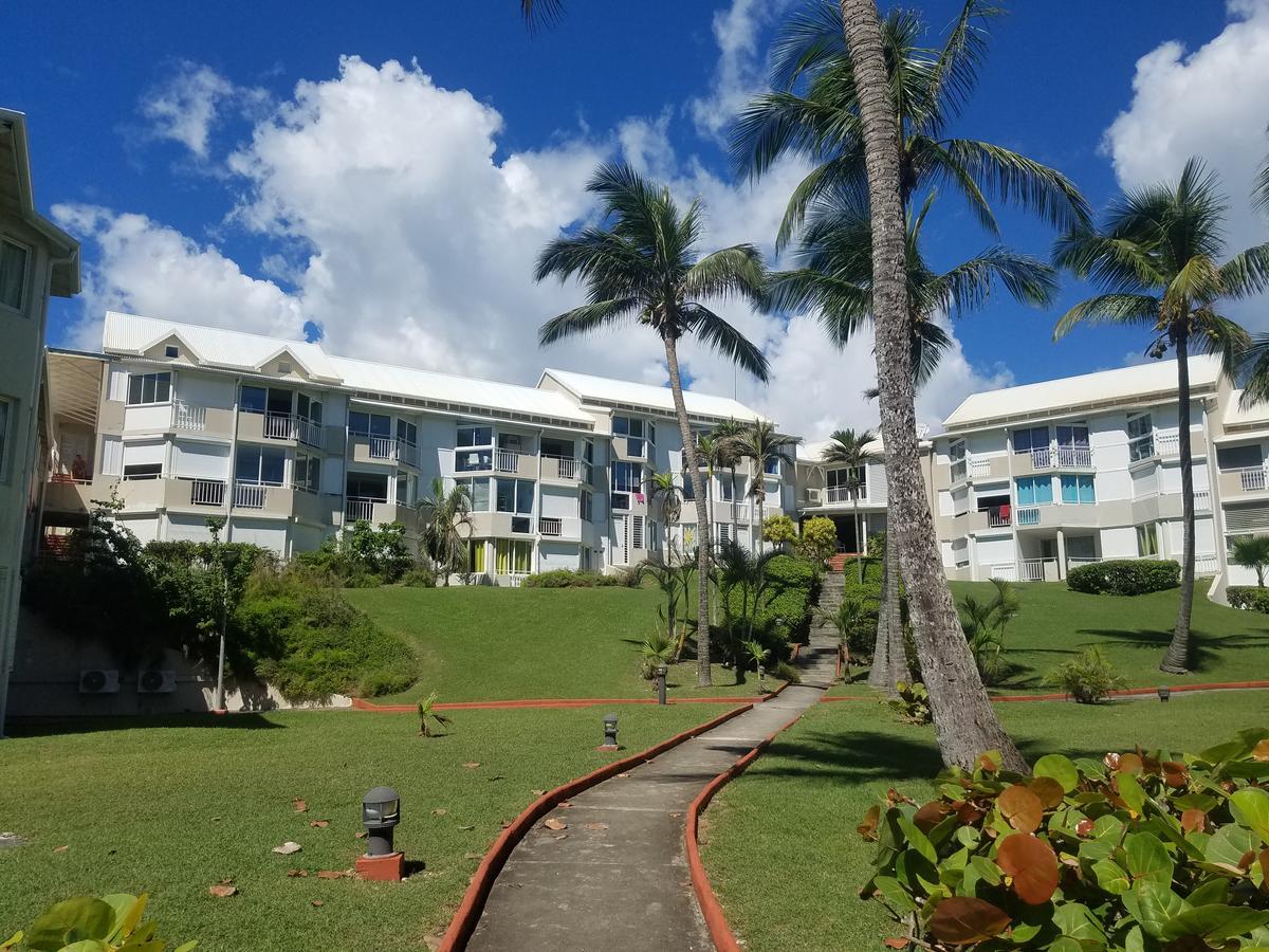 Appartement Studio pieds dans l'eau à Le Gosier  Extérieur photo